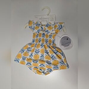 Brand: Milkberry Condition: New with tagsSize: 0-3M Color: Blue and Yellow Fl